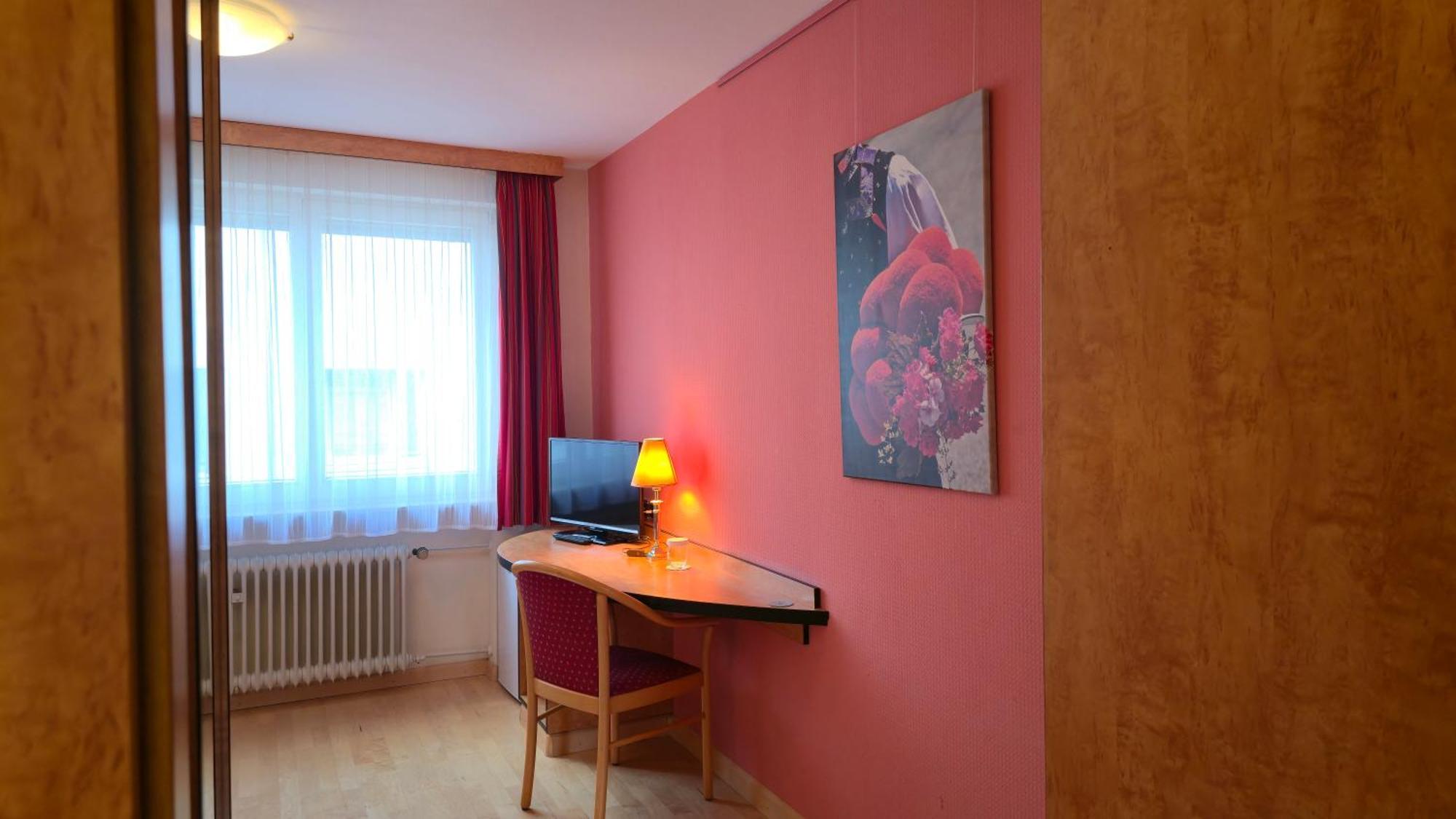 奥芬堡 Boardinghouse Sonne酒店 客房 照片